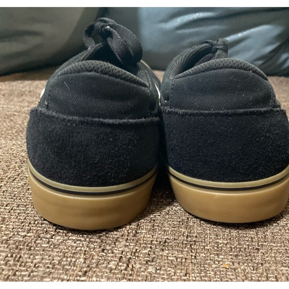 Nike SB Chronic 2 Black White Lace Up Sneakers Skater Flat Comfort Casual - Picture 3 of 6